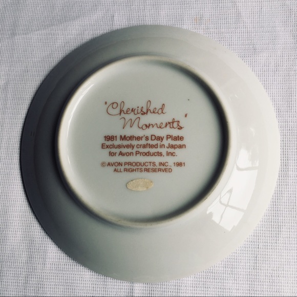 Cherished Memories Avon Collectible plates - Picture 6 of 8
